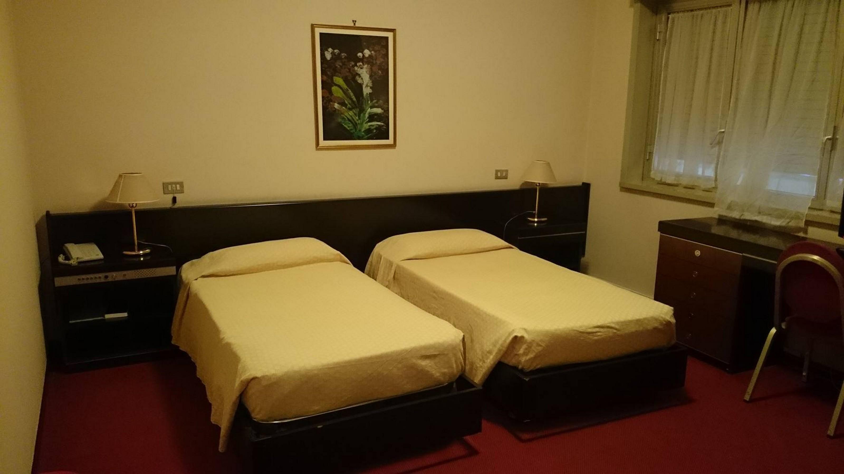 Crisol Europa Hotell Palermo Eksteriør bilde
