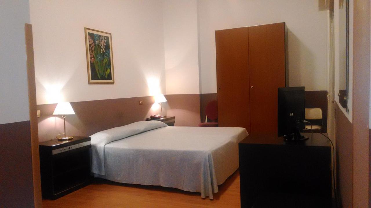 Crisol Europa Hotell Palermo Eksteriør bilde