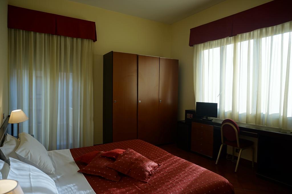 Crisol Europa Hotell Palermo Eksteriør bilde